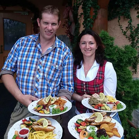 Ederhof Aparthotel Schlanitzen